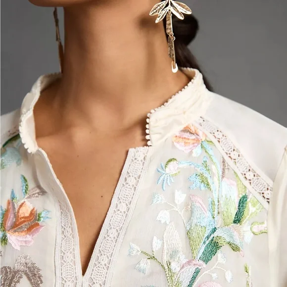 Tiny | Anthropologie Hartford Embroidered Top, Ivory/ Cream, Size XS - Picture 9 of 10